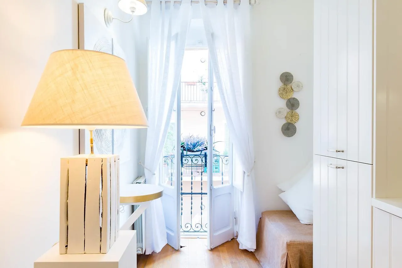 Pantheon Luxury Gold Apartment Rome 0*,