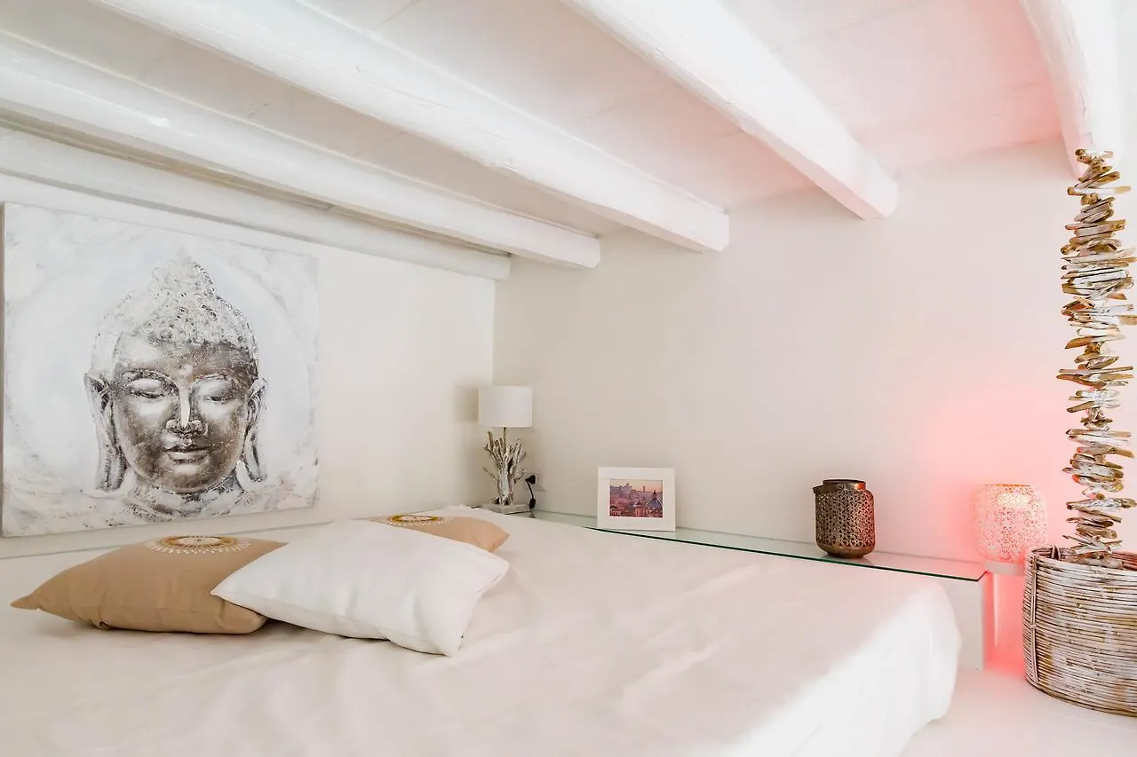 Pantheon Luxury Gold Apartment Rome 0*,  Italy