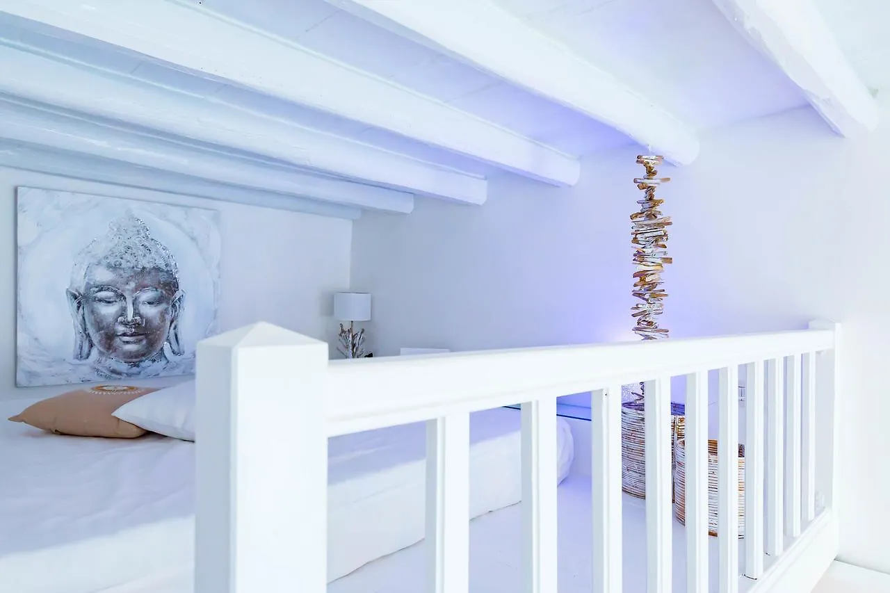 Pantheon Luxury Gold Apartment Rome